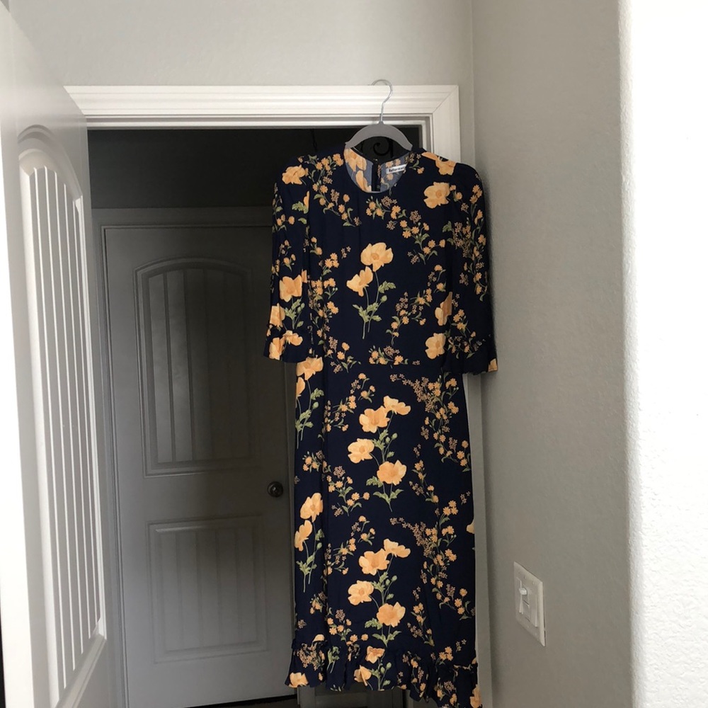 Gorgeous dress!